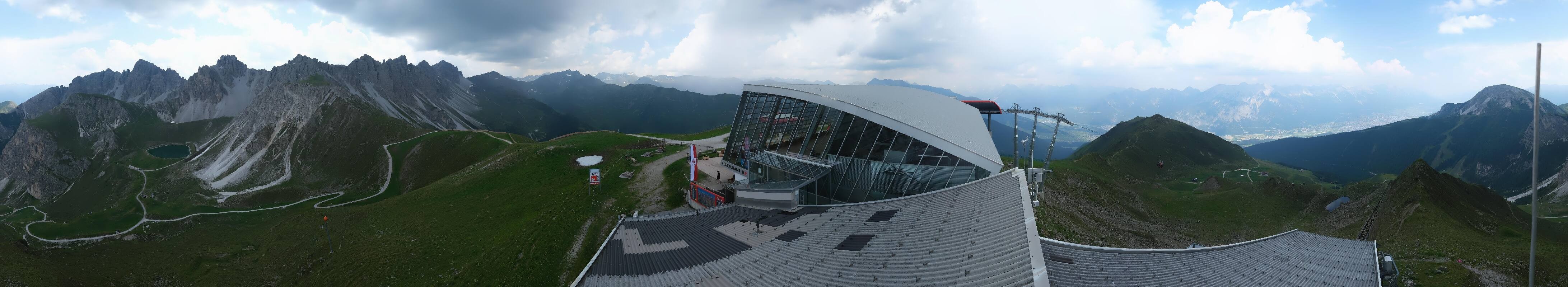 Archiv Foto Webcam Axamer Lizum: Bergstation Olympiabahn