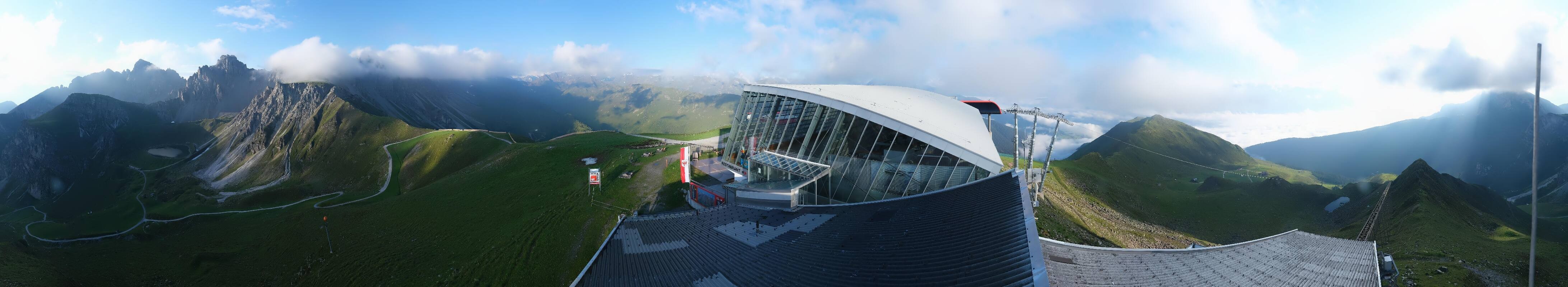 Archiv Foto Webcam Axamer Lizum: Bergstation Olympiabahn