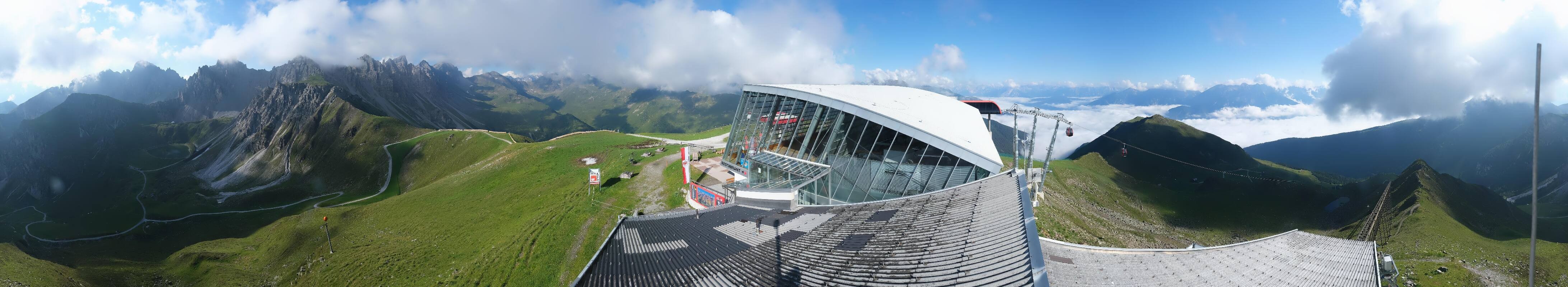 Archiv Foto Webcam Axamer Lizum: Bergstation Olympiabahn
