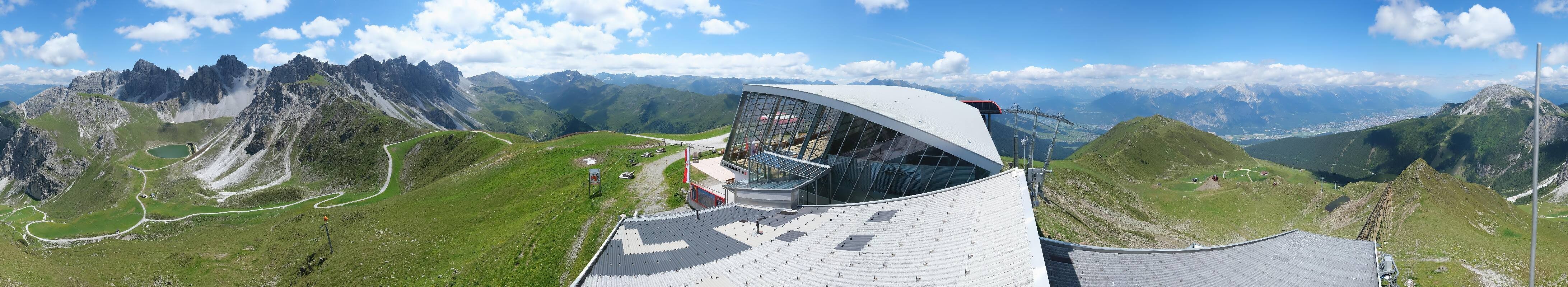 Archiv Foto Webcam Axamer Lizum: Bergstation Olympiabahn
