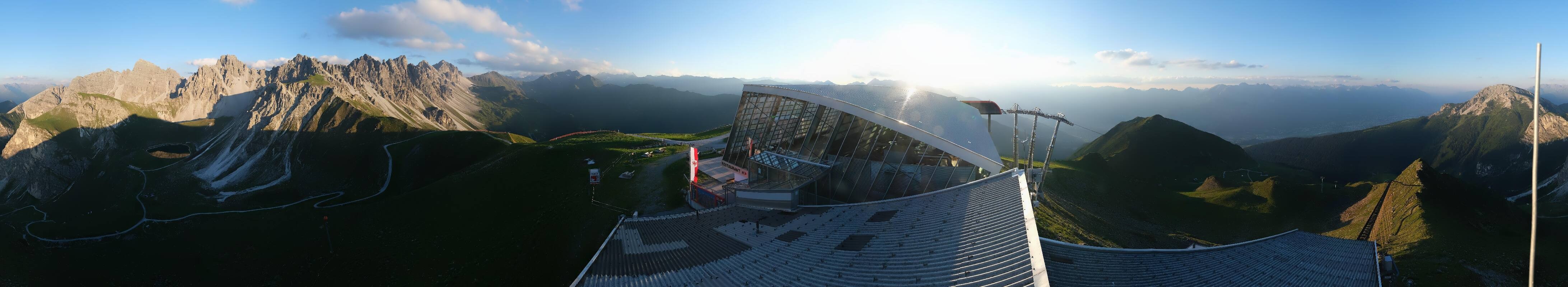 Archiv Foto Webcam Axamer Lizum: Bergstation Olympiabahn