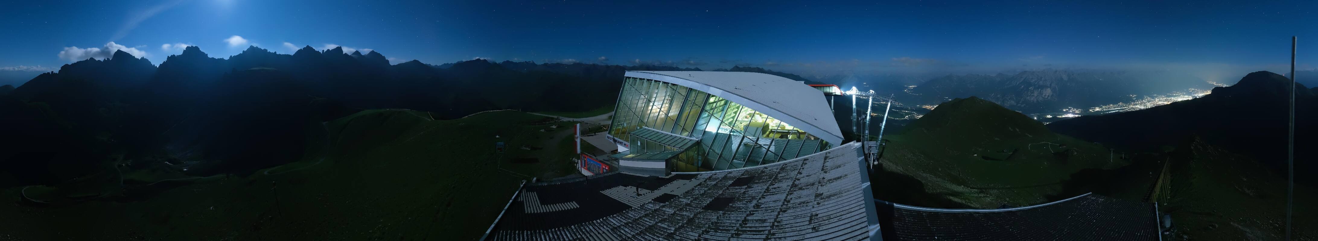 Archived image Webcam Axamer Lizum: Top station Olympia funicular