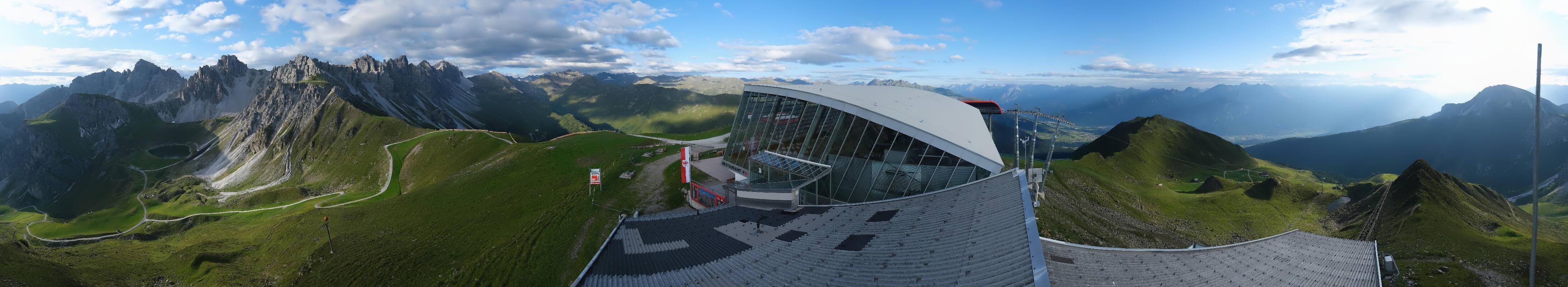 Archiv Foto Webcam Axamer Lizum: Bergstation Olympiabahn