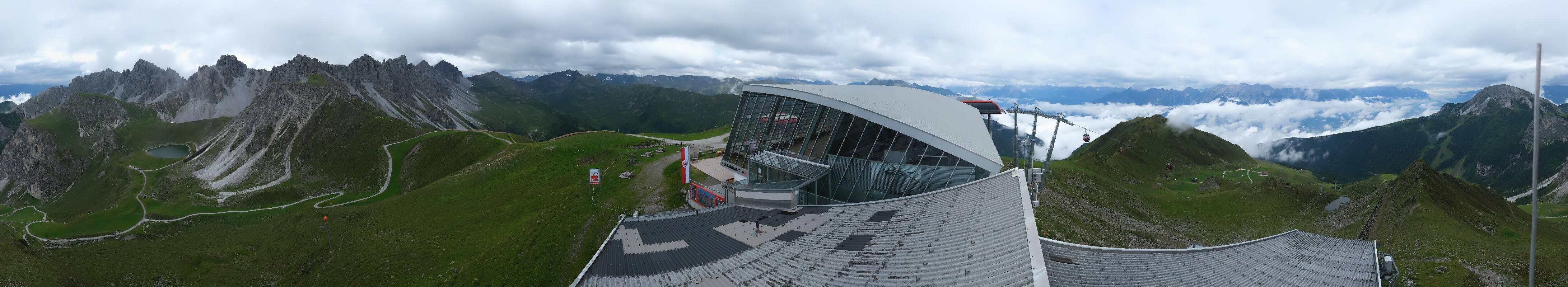 Archiv Foto Webcam Axamer Lizum: Bergstation Olympiabahn