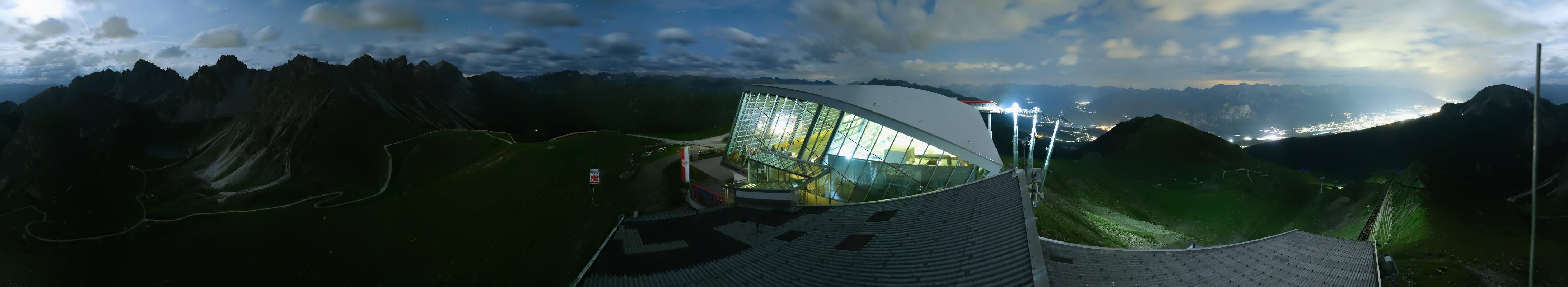 Archived image Webcam Axamer Lizum: Top station Olympia funicular
