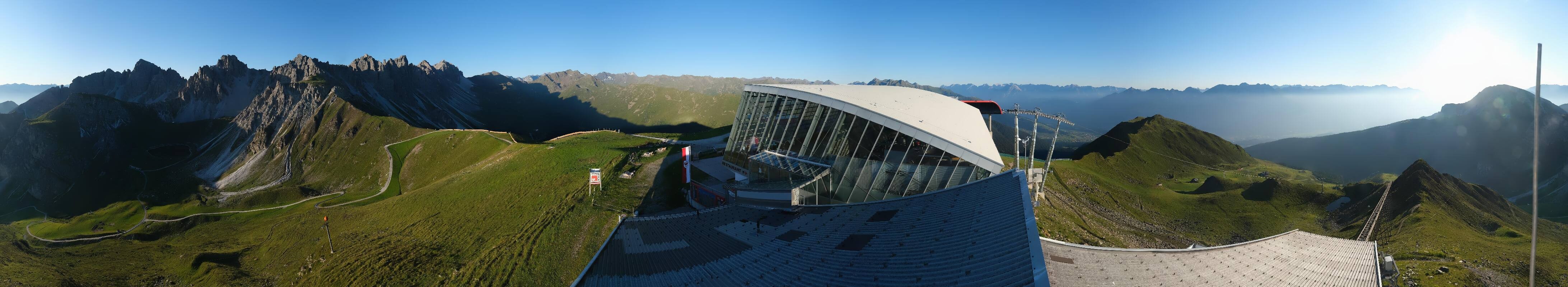 Archiv Foto Webcam Axamer Lizum: Bergstation Olympiabahn