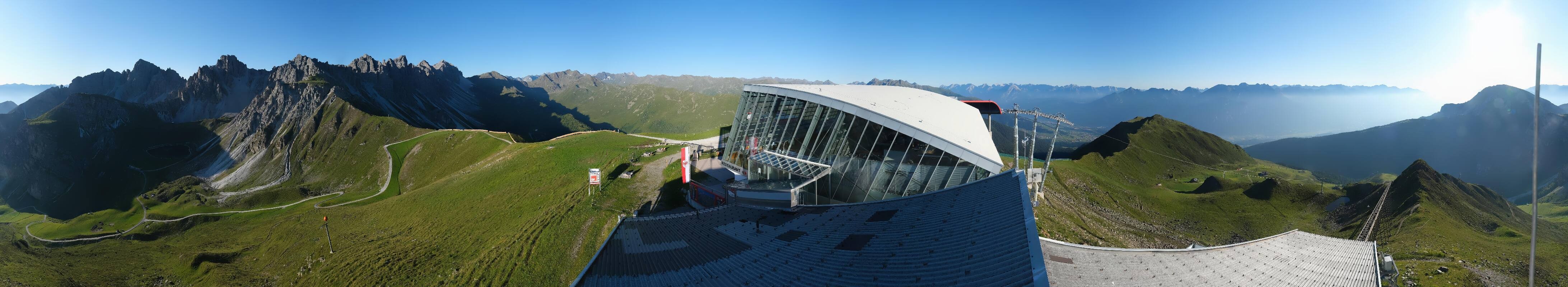 Archiv Foto Webcam Axamer Lizum: Bergstation Olympiabahn