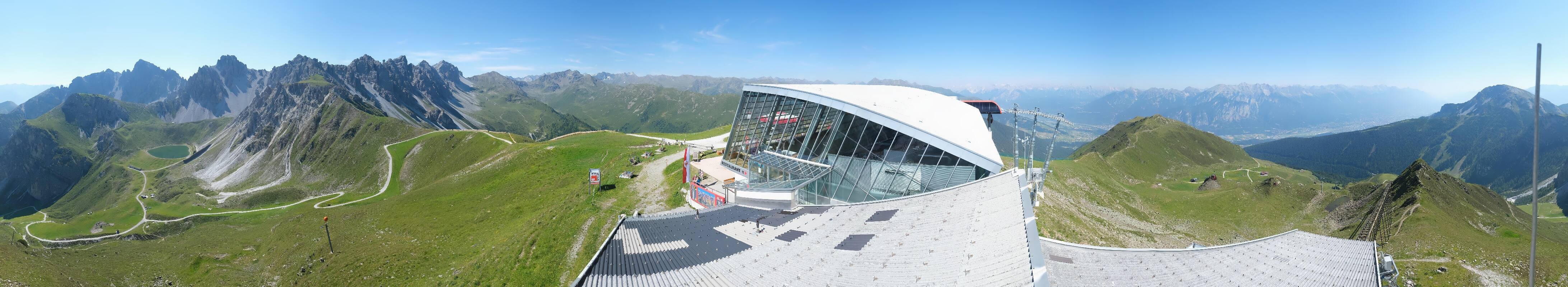 Archived image Webcam Axamer Lizum: Top station Olympia funicular