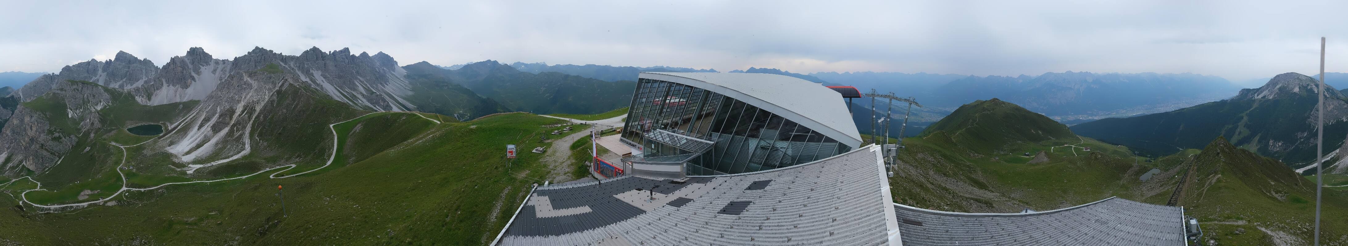 Archiv Foto Webcam Axamer Lizum: Bergstation Olympiabahn