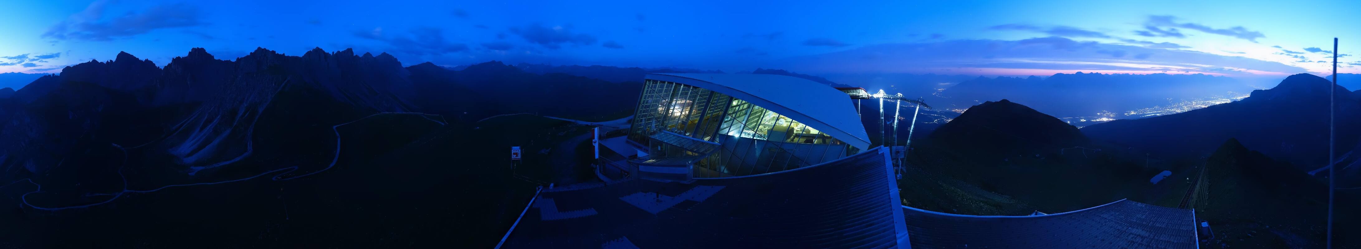 Archiv Foto Webcam Axamer Lizum: Bergstation Olympiabahn