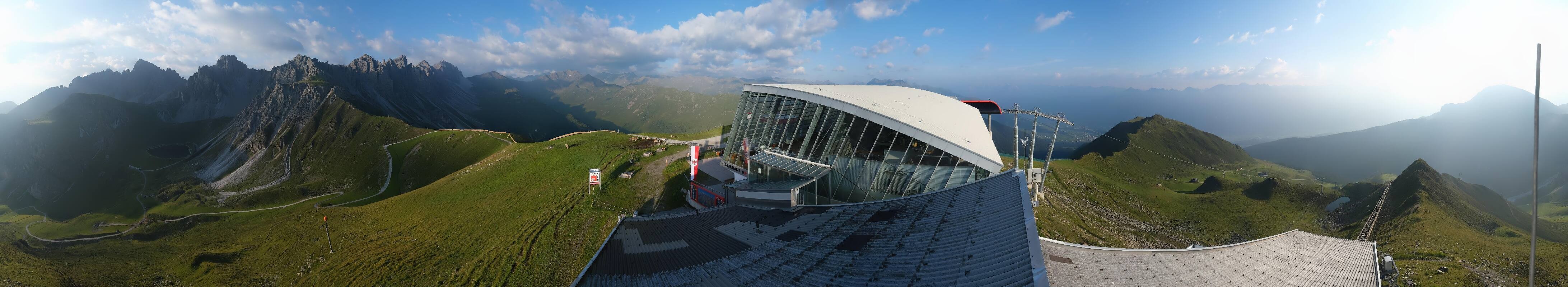Archiv Foto Webcam Axamer Lizum: Bergstation Olympiabahn