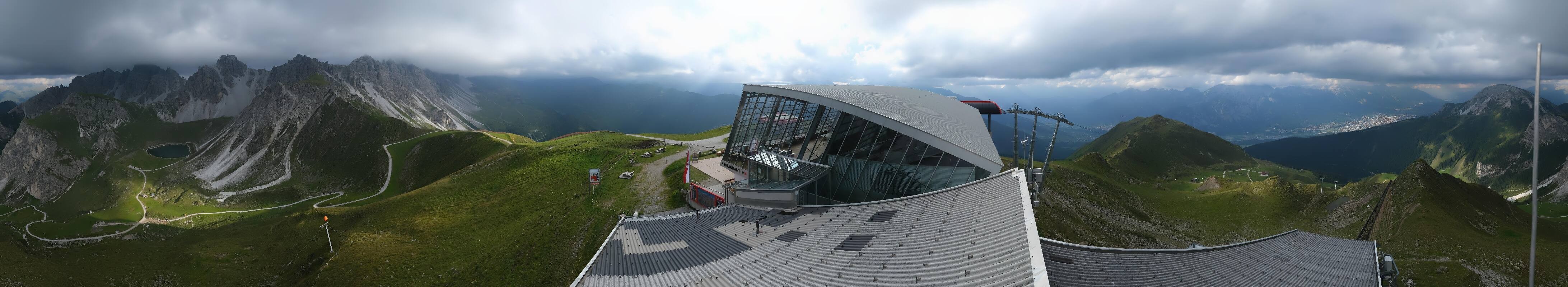 Archiv Foto Webcam Axamer Lizum: Bergstation Olympiabahn