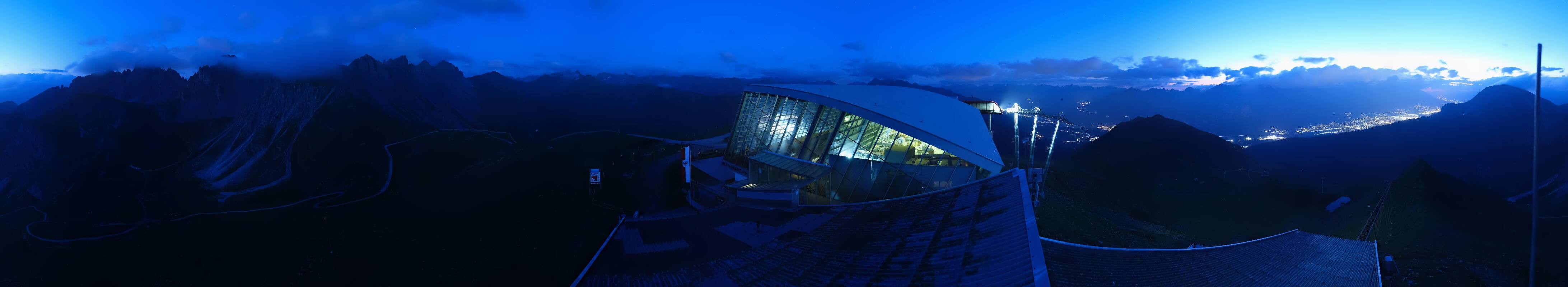 Archiv Foto Webcam Axamer Lizum: Bergstation Olympiabahn