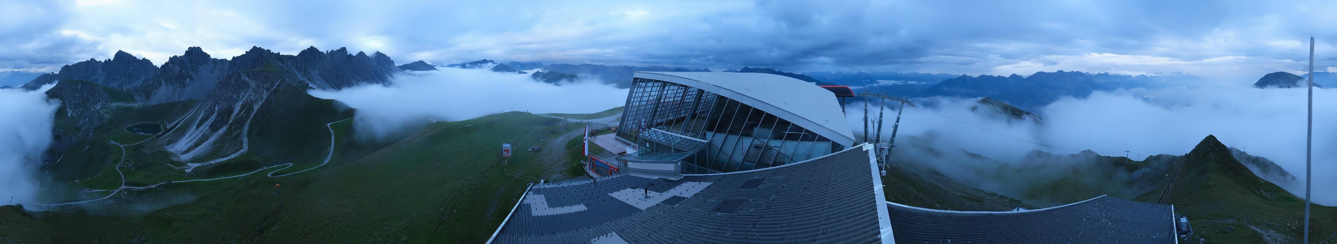 Archiv Foto Webcam Axamer Lizum: Bergstation Olympiabahn