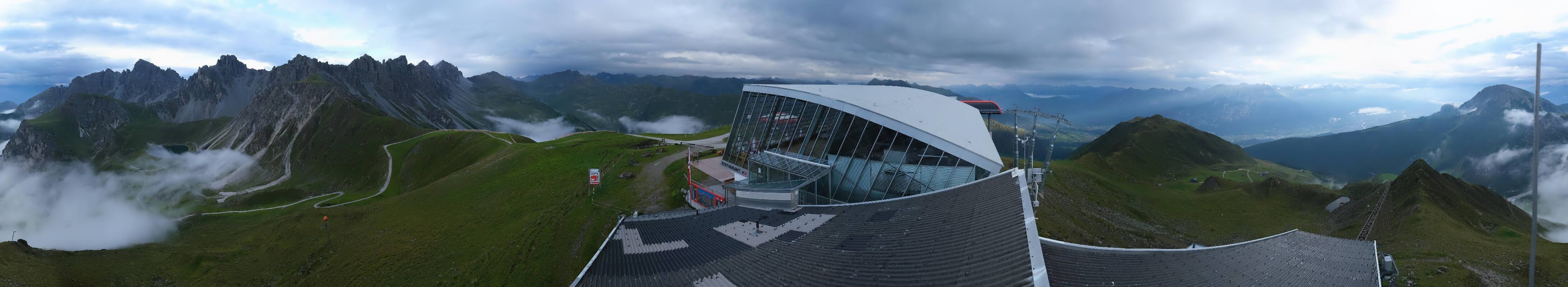 Archiv Foto Webcam Axamer Lizum: Bergstation Olympiabahn