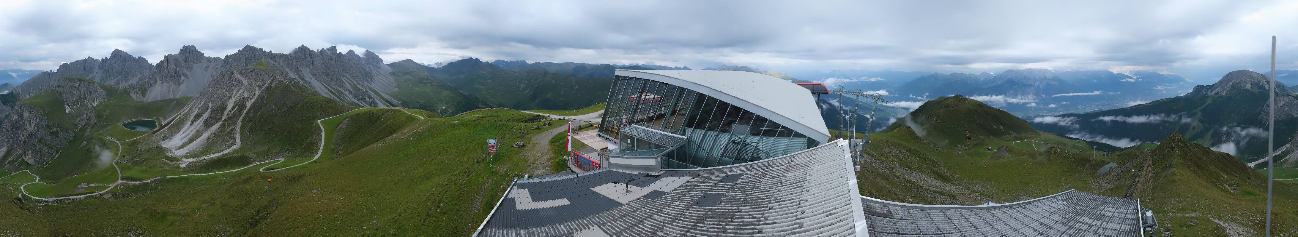Archiv Foto Webcam Axamer Lizum: Bergstation Olympiabahn