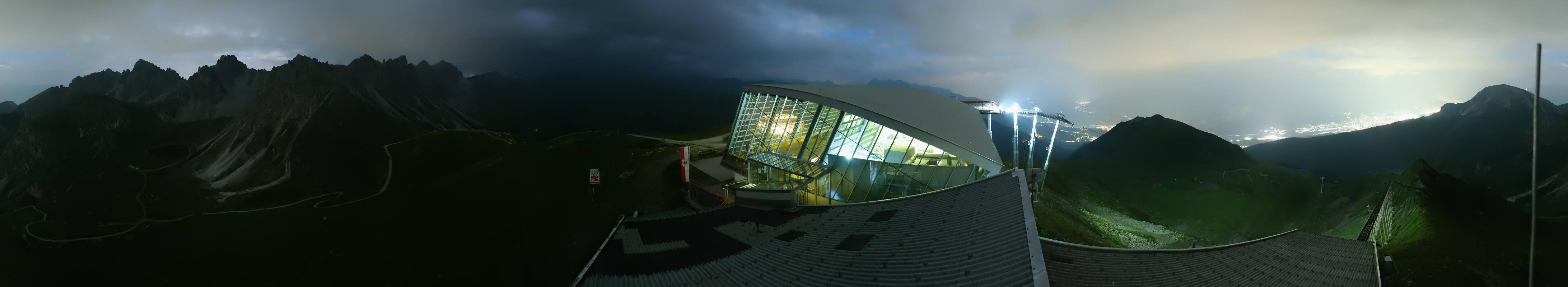 Archiv Foto Webcam Axamer Lizum: Bergstation Olympiabahn