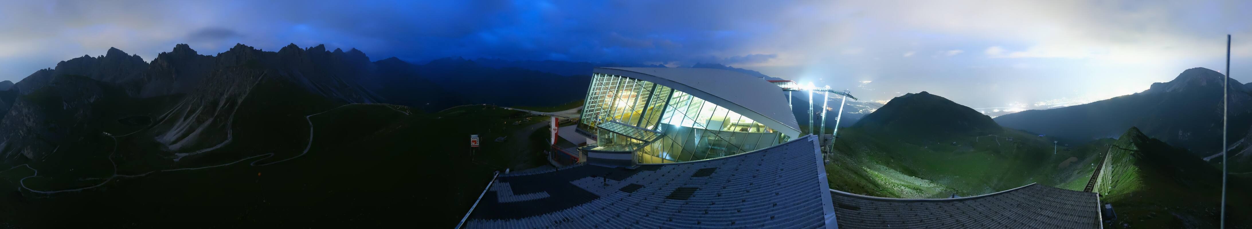 Archiv Foto Webcam Axamer Lizum: Bergstation Olympiabahn