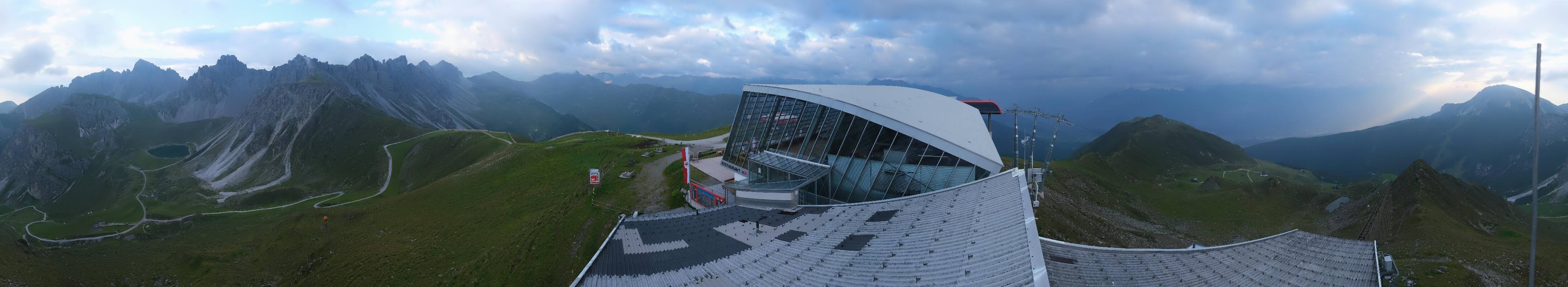 Archiv Foto Webcam Axamer Lizum: Bergstation Olympiabahn