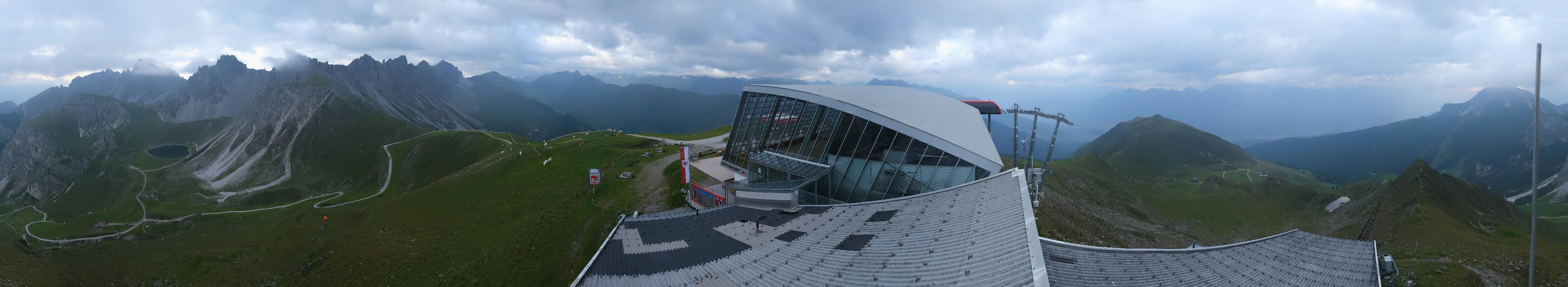 Archiv Foto Webcam Axamer Lizum: Bergstation Olympiabahn