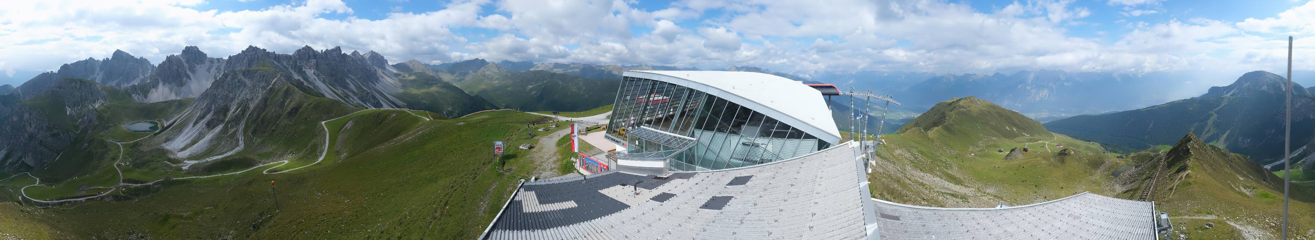 Archiv Foto Webcam Axamer Lizum: Bergstation Olympiabahn