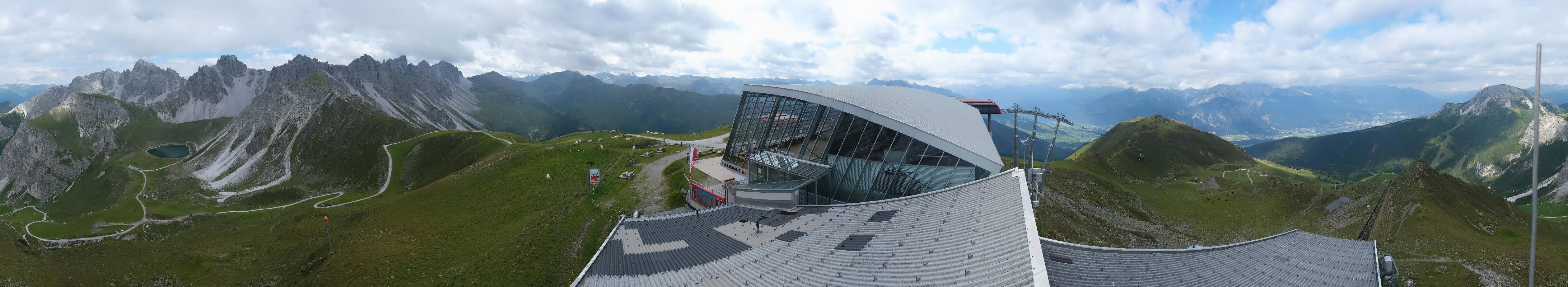 Archiv Foto Webcam Axamer Lizum: Bergstation Olympiabahn