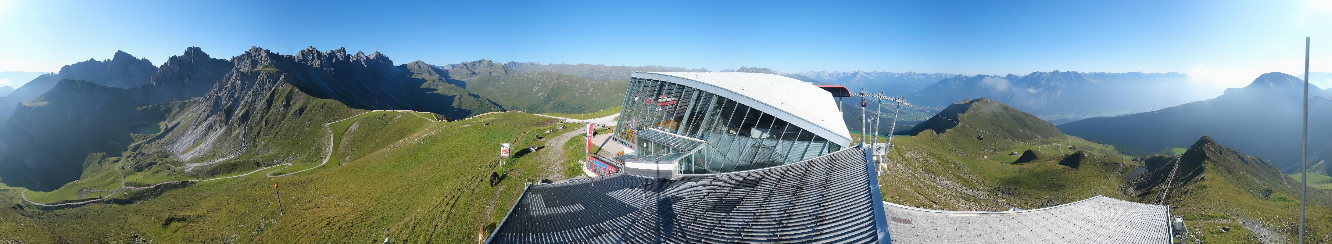 Archived image Webcam Axamer Lizum: Top station Olympia funicular