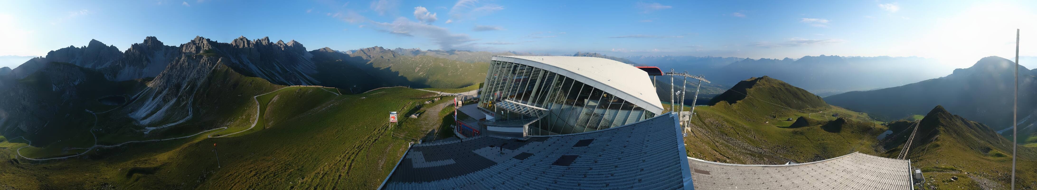 Archiv Foto Webcam Axamer Lizum: Bergstation Olympiabahn