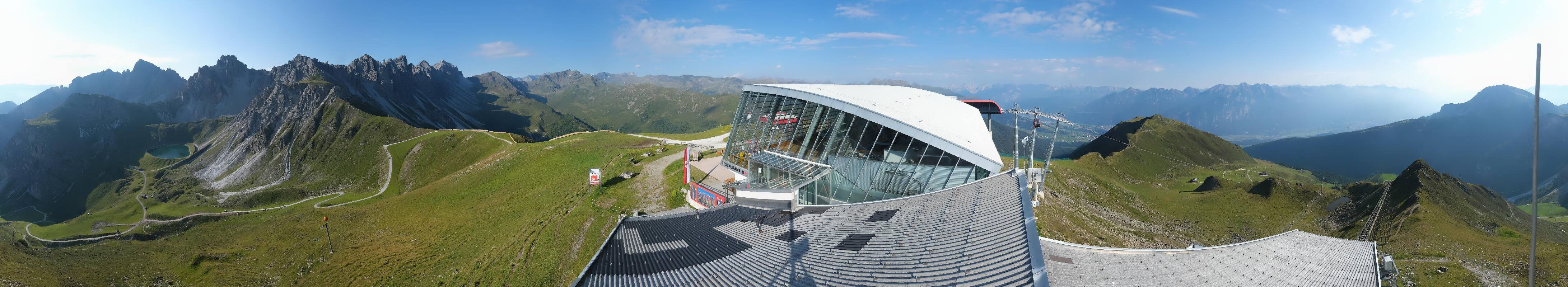Archiv Foto Webcam Axamer Lizum: Bergstation Olympiabahn