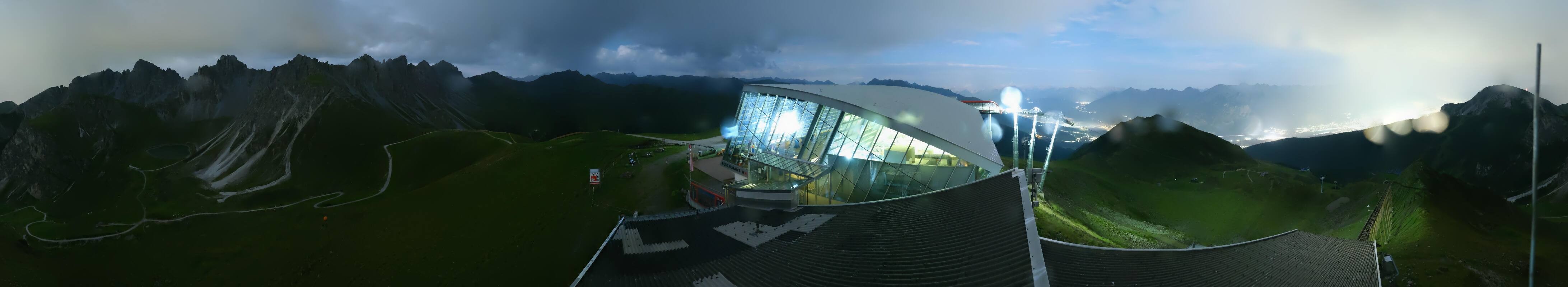 Archived image Webcam Axamer Lizum: Top station Olympia funicular