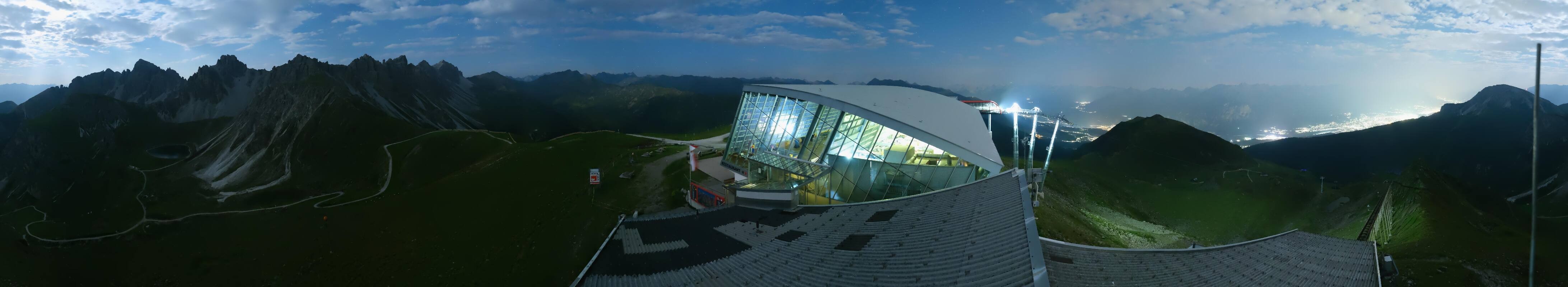 Archived image Webcam Axamer Lizum: Top station Olympia funicular