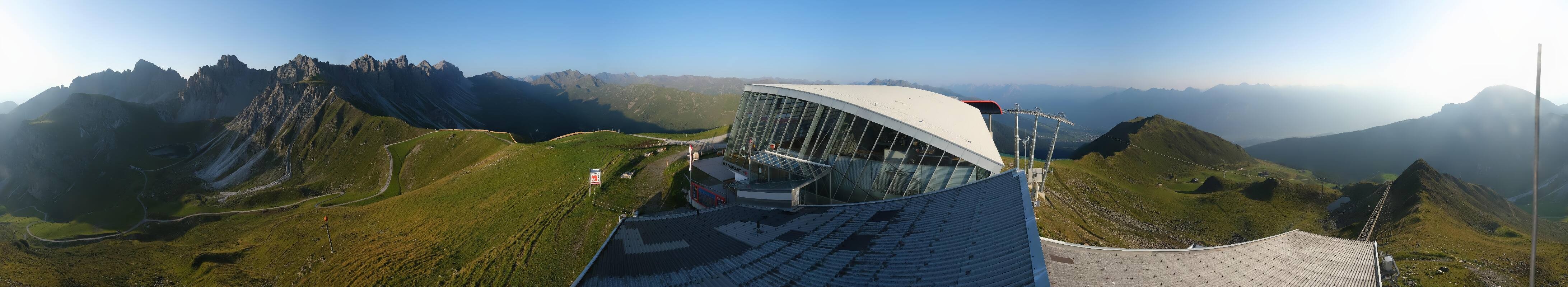 Archiv Foto Webcam Axamer Lizum: Bergstation Olympiabahn