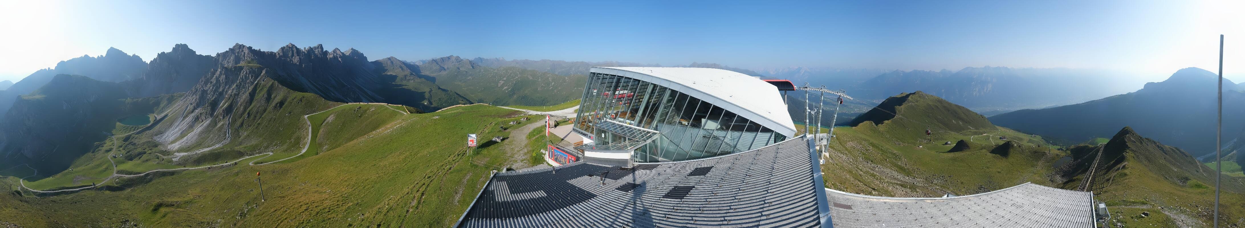 Archiv Foto Webcam Axamer Lizum: Bergstation Olympiabahn