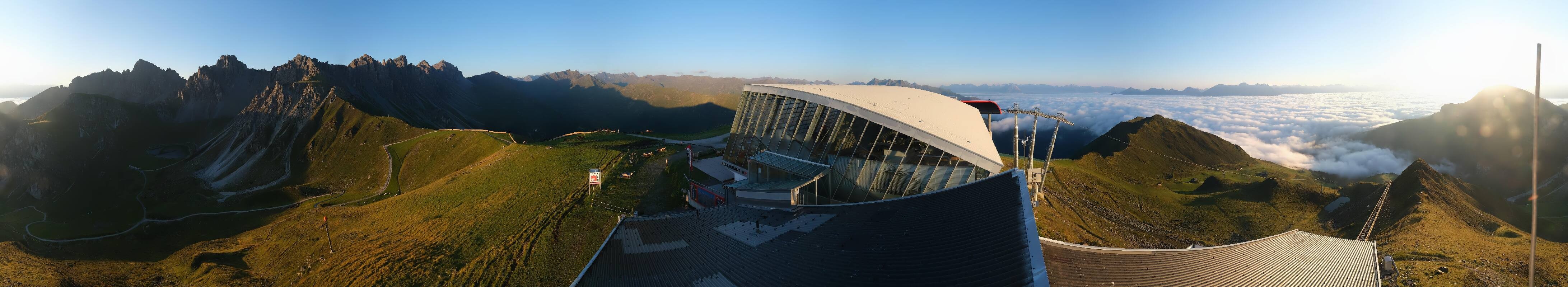Archiv Foto Webcam Axamer Lizum: Bergstation Olympiabahn