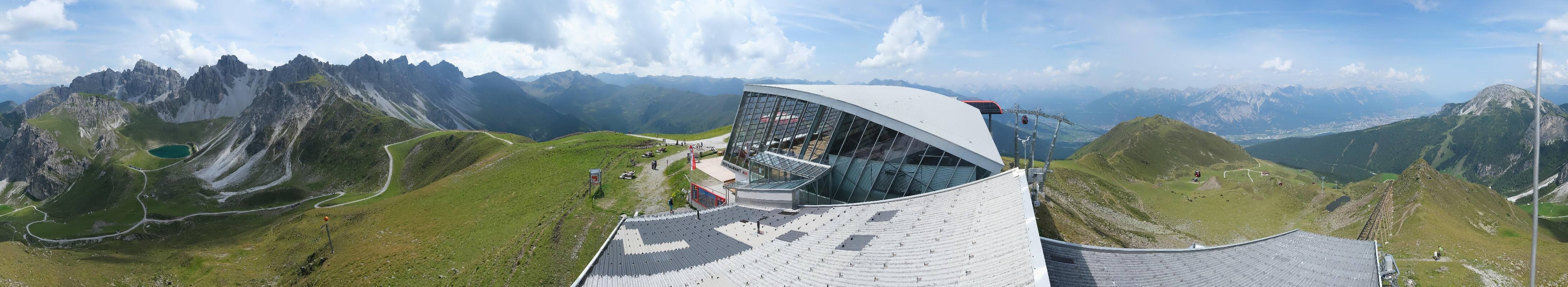 Archiv Foto Webcam Axamer Lizum: Bergstation Olympiabahn