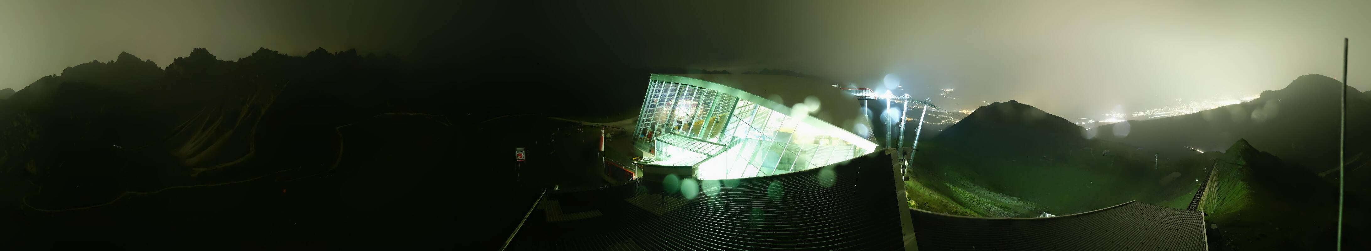 Archived image Webcam Axamer Lizum: Top station Olympia funicular