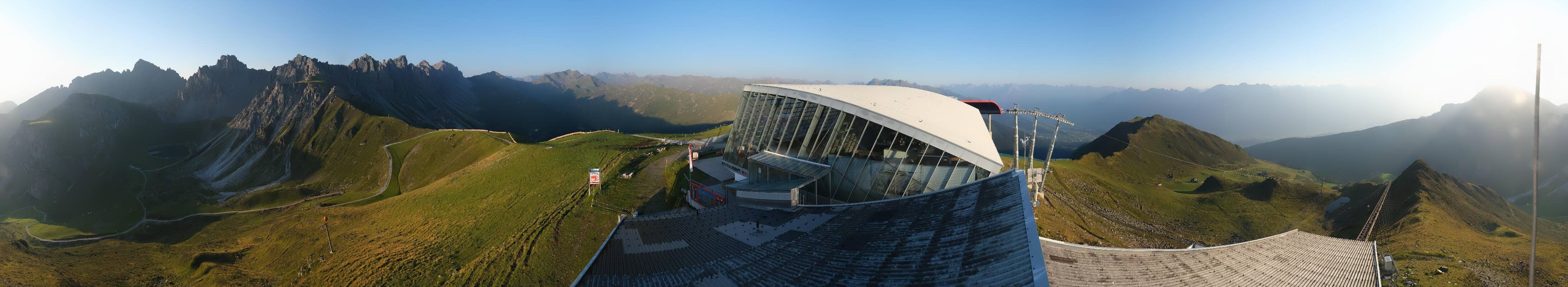 Archiv Foto Webcam Axamer Lizum: Bergstation Olympiabahn