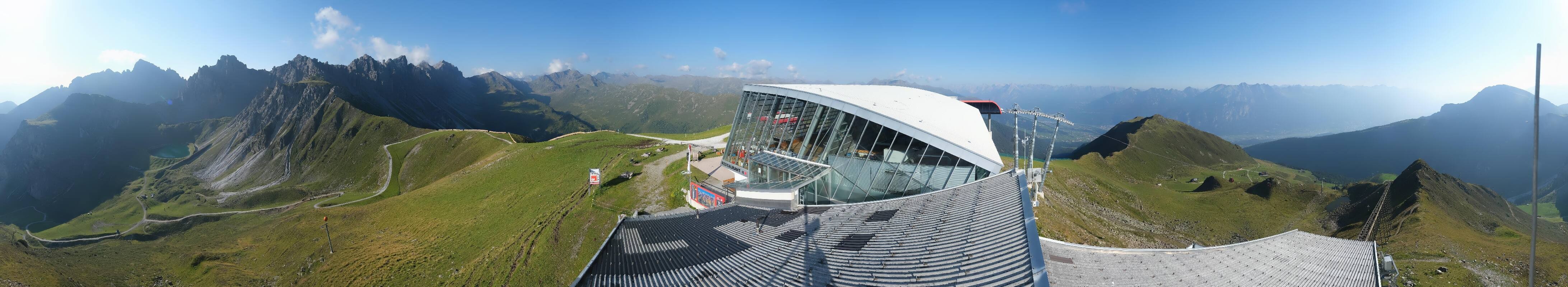 Archiv Foto Webcam Axamer Lizum: Bergstation Olympiabahn