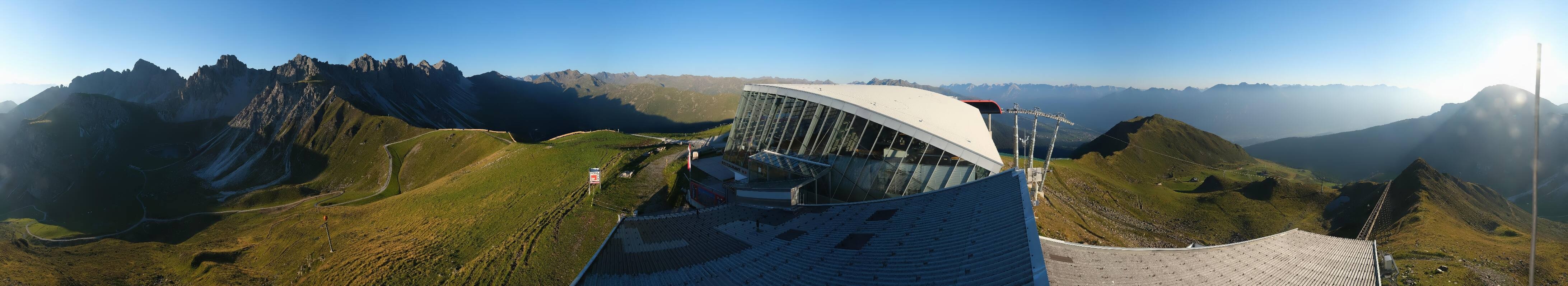 Archiv Foto Webcam Axamer Lizum: Bergstation Olympiabahn