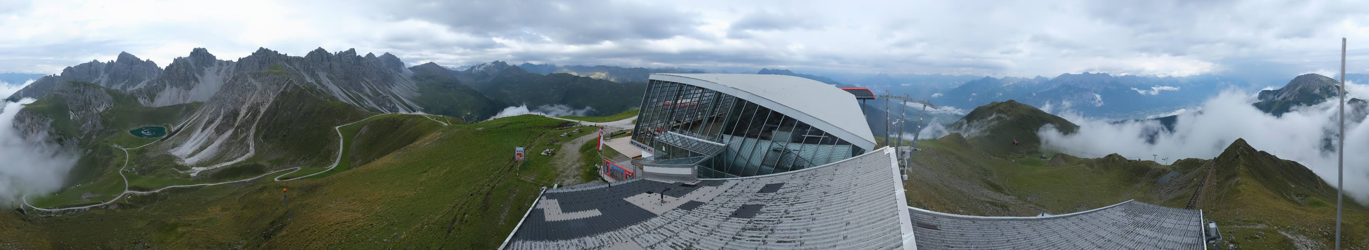 Archiv Foto Webcam Axamer Lizum: Bergstation Olympiabahn