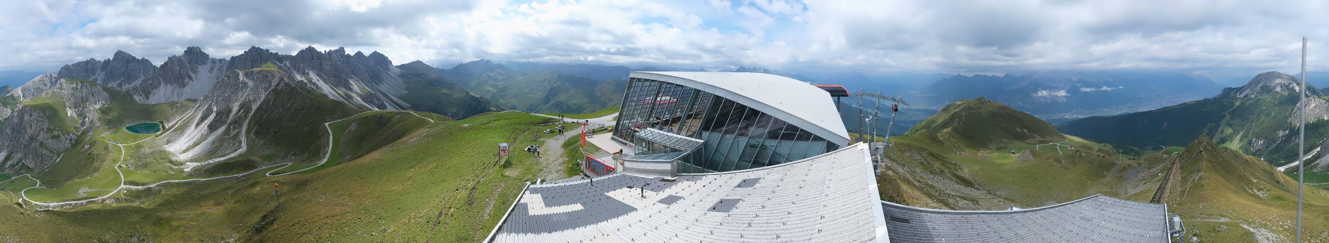 Archiv Foto Webcam Axamer Lizum: Bergstation Olympiabahn