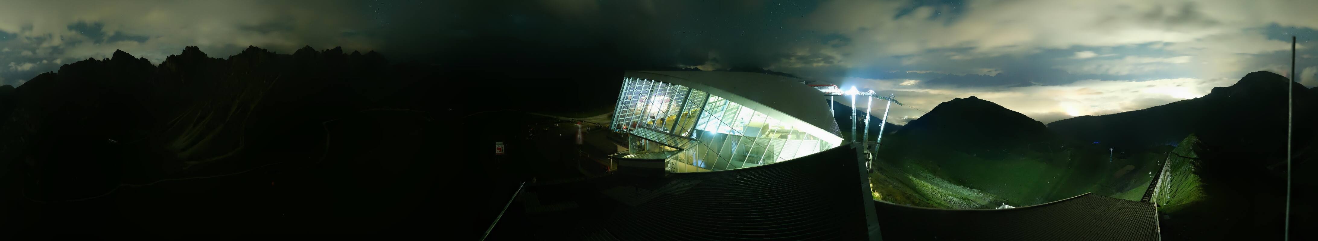 Archiv Foto Webcam Axamer Lizum: Bergstation Olympiabahn