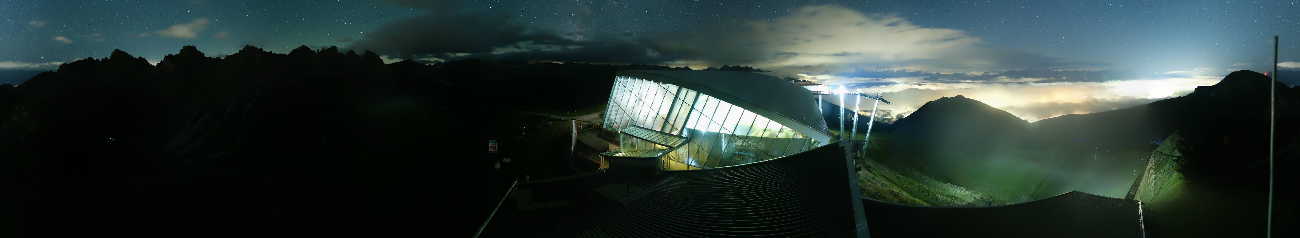 Archiv Foto Webcam Axamer Lizum: Bergstation Olympiabahn