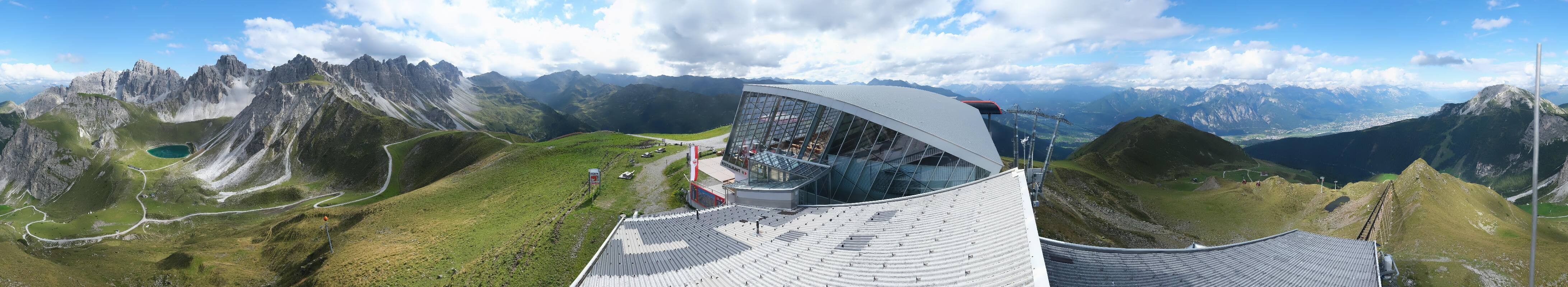 Archiv Foto Webcam Axamer Lizum: Bergstation Olympiabahn