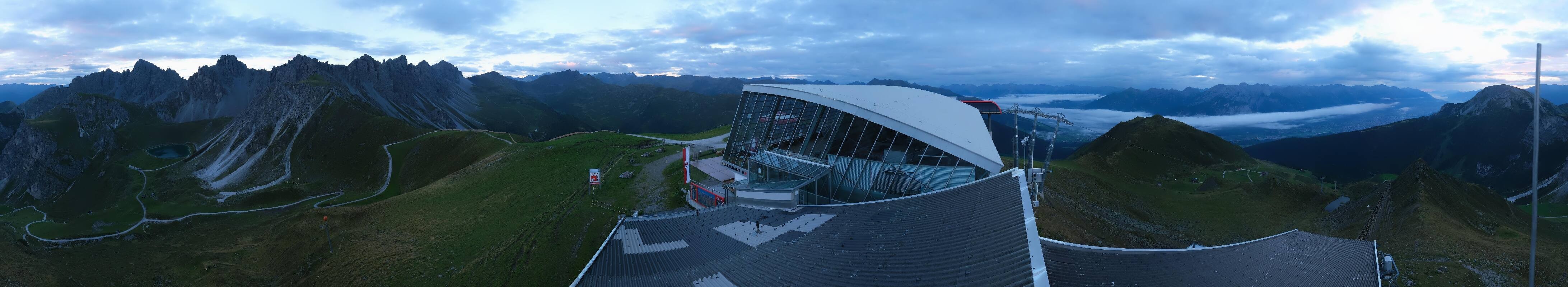 Archiv Foto Webcam Axamer Lizum: Bergstation Olympiabahn