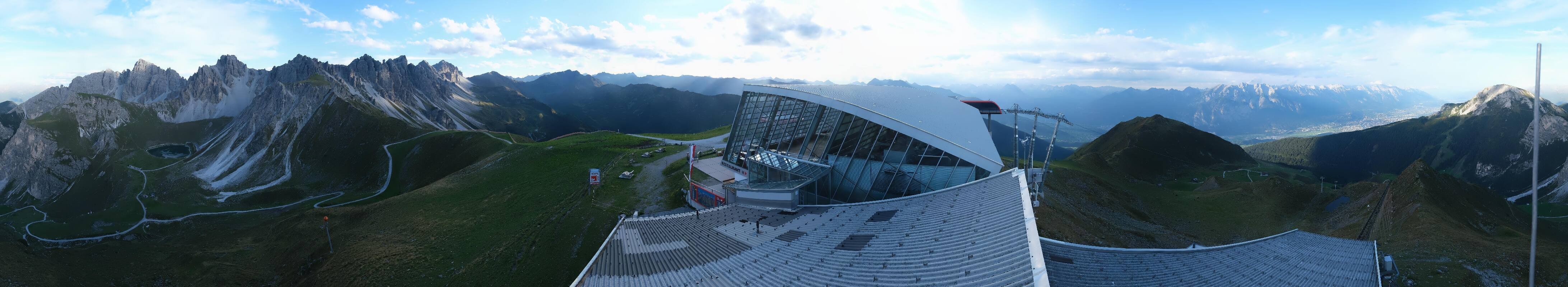Archiv Foto Webcam Axamer Lizum: Bergstation Olympiabahn