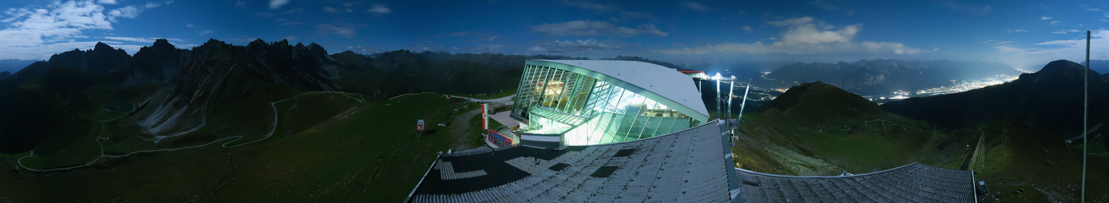 Archived image Webcam Axamer Lizum: Top station Olympia funicular