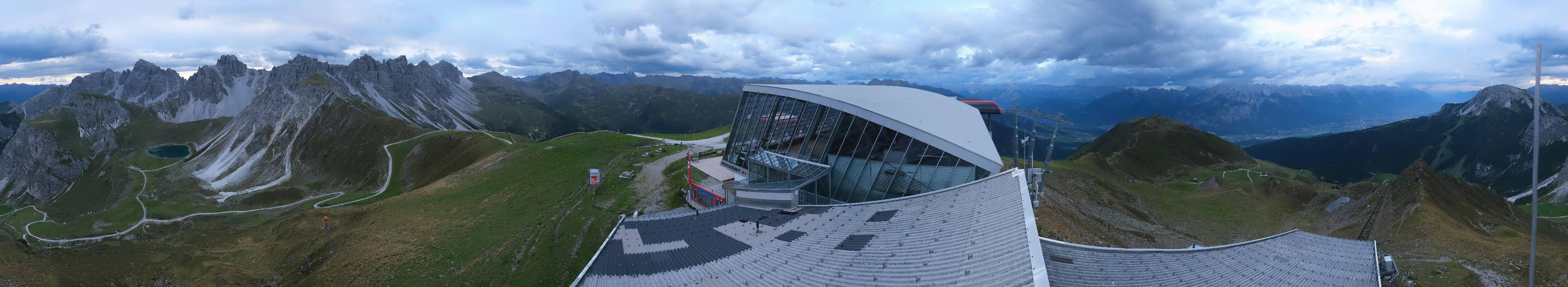 Archiv Foto Webcam Axamer Lizum: Bergstation Olympiabahn