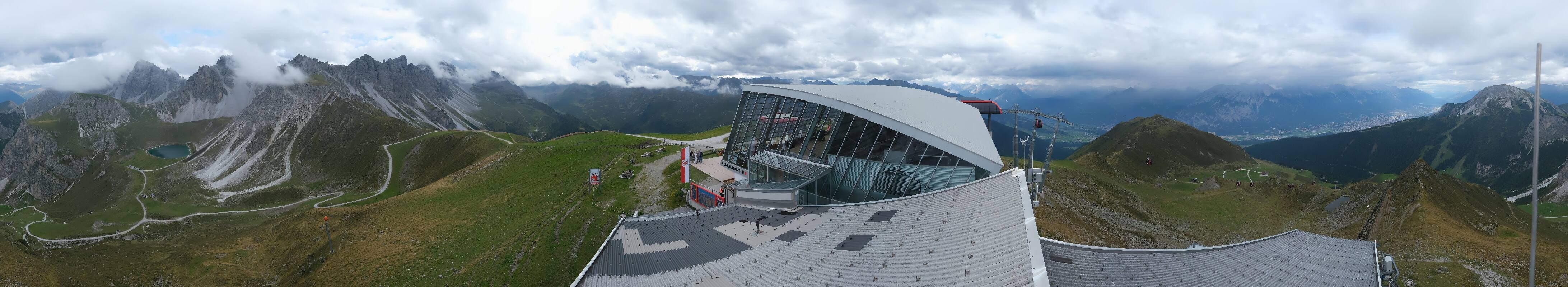 Archiv Foto Webcam Axamer Lizum: Bergstation Olympiabahn