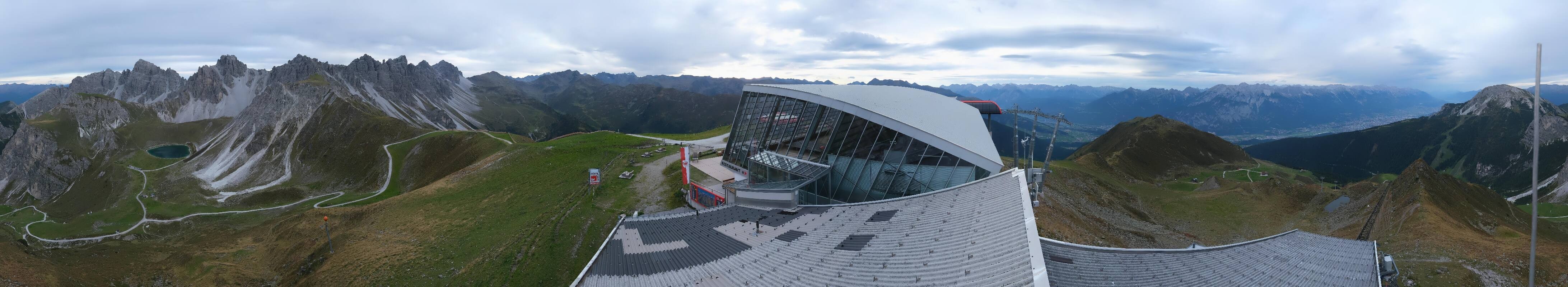 Archiv Foto Webcam Axamer Lizum: Bergstation Olympiabahn